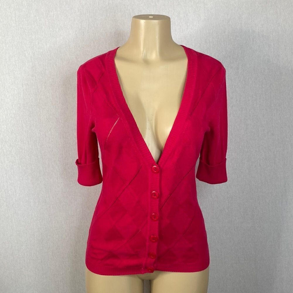 Women’s New York and Company NY&C Pink Short Sleeve Cardigan. Size Small. New!
